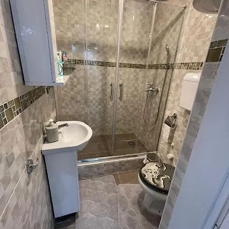 Golden Bis 2, Apartman